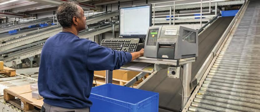 Inteligentna logistyka W ciągłym ruch zasada Multishuttle Postój oznacza krok wstecz o tym wiemy równie dobrze jak Państwo. Dlatego zmodernizowaliśmy gruntownie całą naszą logistykę.