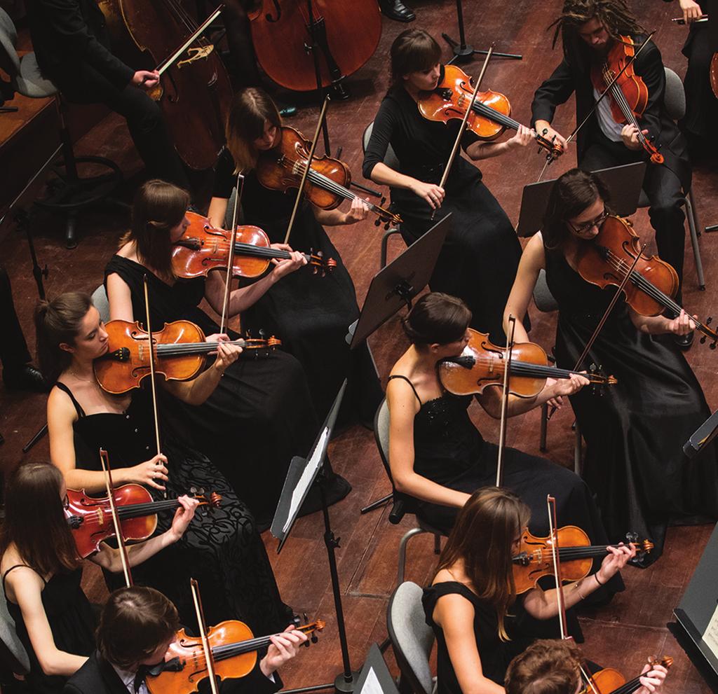 Warunki i tryb rekrutacji WYDZIAŁ v gitara Dowolny program zróżnicowany stylistycznie zawierający utwory co najmniej z dwóch epok, w tym jedna większa forma harfa Dowolny program zróżnicowany