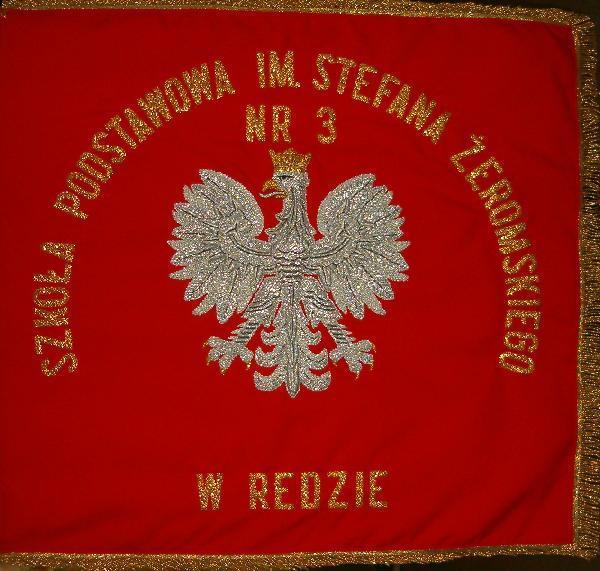 bazowych, kadrowych i finansowych szkoły, na zasadach i warunkach określonych odrębnymi przepisami. 16.