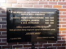 Bytomska 19 Obelisk z tablicą W tym miejscu stał szyb Stanisław