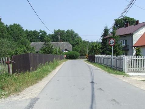 2009 Przebudowa drogi gminnej nr 003200T (ul. Kościuszki) w Rytwianach.