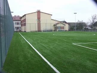 2011 Budowa boisk sportowych w