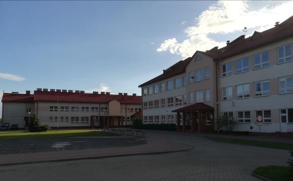 2017 Remont instalacji elektrycznych w starym budynku Zespołu Szkół