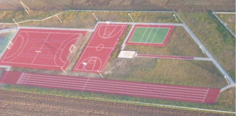 2003-2005 Budowa boisk i urządzeń