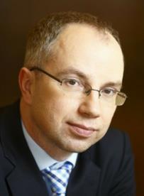 Dr Roman Namysłowski Crido Partner w Dziale Doradztwa Podatkowego w Crido Taxand, doktor nauk ekonomicznych. Od 2014 r. kieruje Zespołem Podatków Pośrednich.