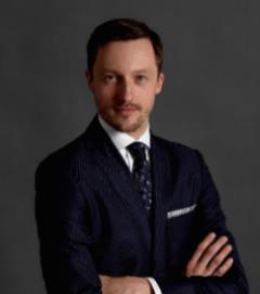 Od dwudziestu lat specjalizuje się w doradztwie z zakresu podatku VAT i akcyzy na rzecz polskich i zagranicznych podmiotów.