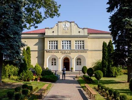 To zasługa młodych artystów, szkolnej orkiestry, a także nauczycieli Magdaleny Stacharskiej-Szwałek, Marka Krzysztonia, Dariusza Lewandowskiego.