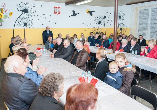 Zadanie objęło ocieplenie ścian i stropodachu; roboty malarskie i blacharskie; remont kominów i piwnic; wymianę