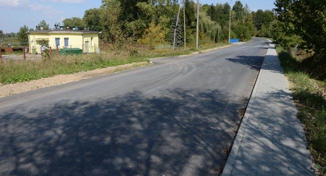 Księdza Dominika Maja DROGI POWIATOWE»» w ramach przebudowy ponad siedmiokilometrowego odcinka drogi Wola Gałęzowska Majdan Starowiejski Dębina Baraki zmodernizowano ponad czterokilometrowy