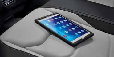smartfona. Pozwala on także na szybkie utworzenie hotspotu WLAN w samochodzie. Wystarczy włożyć odpowiednią kartę SIM2 do Volkswagen CarStick i połączyć z systemem nawigacji Discover Media.