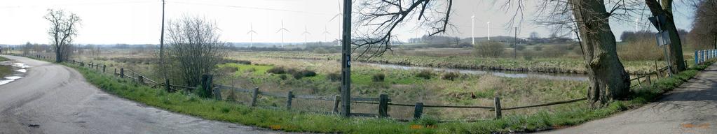 7 Fot. 4. i 5. Wizualizacja farm wiatrowych Boryszewo I, II i III od północnego wschodu.