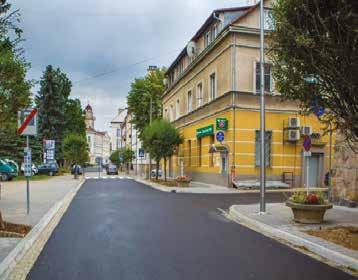 KURIER GORLICKI Remonty w mieszkaniach komunalnych Zakończył się kolejny etap wymiany starej i zniszczonej stolarki budowlanej w zasobach mieszkaniowych Miasta Gorlice.