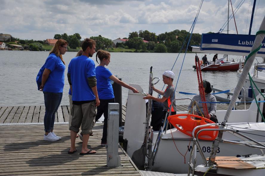 II ekologiczny rejs Wpłyń czyste Mazury Rejs szlakiem Wielkich Jezior Mazurskich jest kontynuacją projektu "Wpłyń na czyste Mazury"