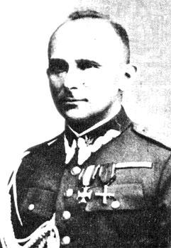 płk. Jan Rzepecki Urodzony 29 września 1899 Warszawa, zmarł 28 kwietnia 1983 Warszawa), po aresztowaniu 27 marca 1945 gen.