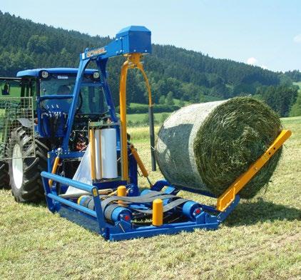 Wszystkie funkcje i ustawienia nastawia się na pulpicie obsługi maszyny. FARMER G3010 Farmer: Stacjonarna napędzana owijarka do bel okrągłych jest idealną maszyną do obsługi jednoosobowej.