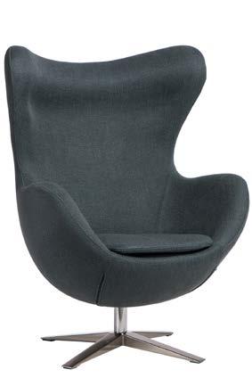 Arne Jacobsena. W 1958 roku umieszczono ten mebel we wnętrzu kopenhaskiego hotelu Radisson SAS, gdzie błyskawicznie zyskał miano kultowego.