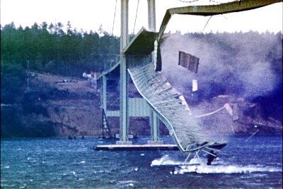 KONSEKWENCJE DRGAŃ WYMUSZONYCH Fot. Most Tacoma Narrows USA http://www.atlasobscura.com/places Most Tacoma Narrows- 7 listopada 1940 r.