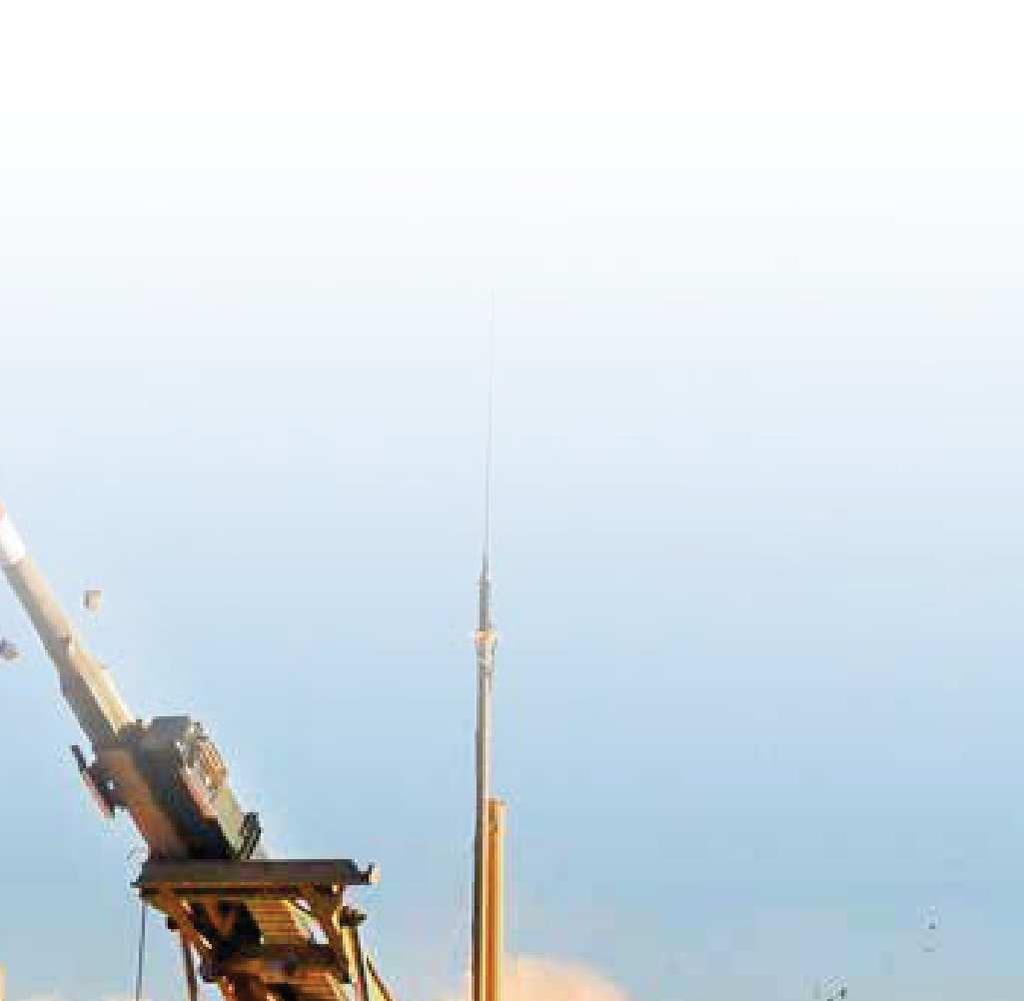 wyposażenie baterii Wisły), w porównaniu do GEM-T mniejszy SkyCeptor ma dysponować znacznie nowocześniejszym systemem naprowadzania, który nie jest stuprocentowo zależny od funkcjonowania radaru