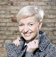 Barbora Škorpilová Architektka i projektantka, twórca wzornictwa przycisków sterujących FLAT ALUNOX, NIGHT LIGHT oraz przycisków M370 M475 dla firmy ALCAPLAST, jest obecnie związana ze studiem