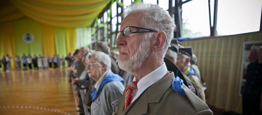 SCENARIUSZ ZBIÓRKI DLA KRĘGU SENIORÓW Zadaniem przedzbiórkowym było przygotowanie przez każdego krótkiej wypowiedzi o doświadczeniach spotkania osób innego wyznania w trakcie swojego życia.