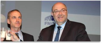 Połącz się ze światem mleczarstwa Francuski Minister Rolnictwa Stéphane Travert (po prawej) oraz Prezydent FNPL Thierry Roquefeuil (po lewej) AGRIFISH Council 2 19 Marca: przyszła agenda W spotkaniu