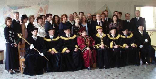 a prof. MUDr. Vladimír Javorka, CSc. Blahoželáme majstrom 8. jún 2006 bol pre troch našich kolegov Mgr. Ingrid Borošovú (riaditeľka Sekretariátu SKZL), MUDr.