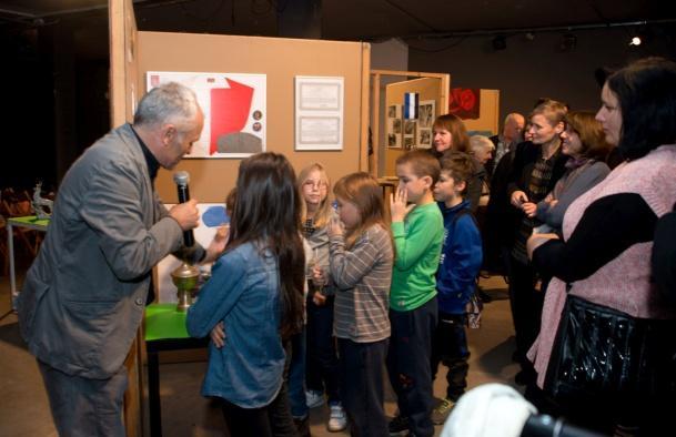 PACA 40 to miejsce skupiające mieszkańców Grochowa, to przestrzeń na spotkania różnych ludzi i inicjatyw działających na rzecz grochowskiej społeczności.