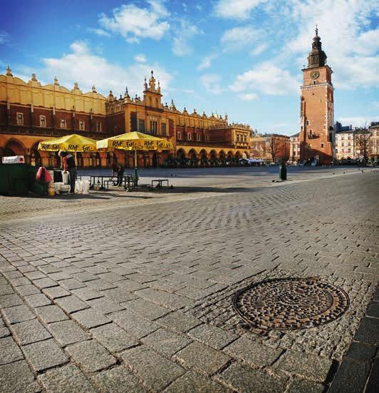 Budownictwo WYWIAD kraty mają na żebrach rozmieszczone w różne strony ryfle, wyżłobienia, które rozpraszają wodę, zanim wpadnie do kraty, ale dzięki temu zapewnia większy odbiór nawet o 15% w