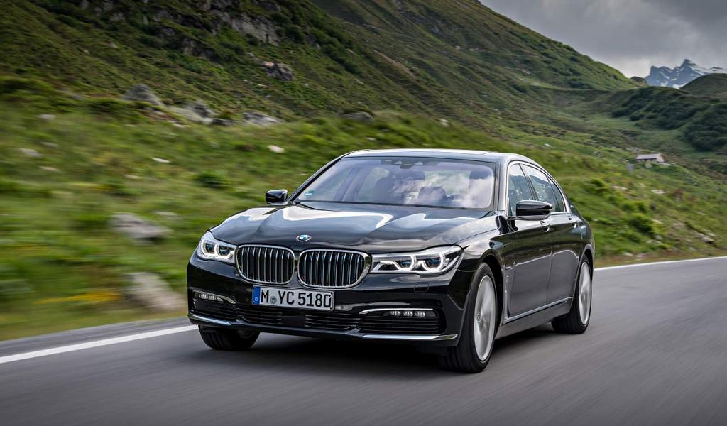 SAMOCHODY LUKSUSOWE PHEV KATALOG POJAZDÓW ELEKTRYCZNYCH 2018 BMW