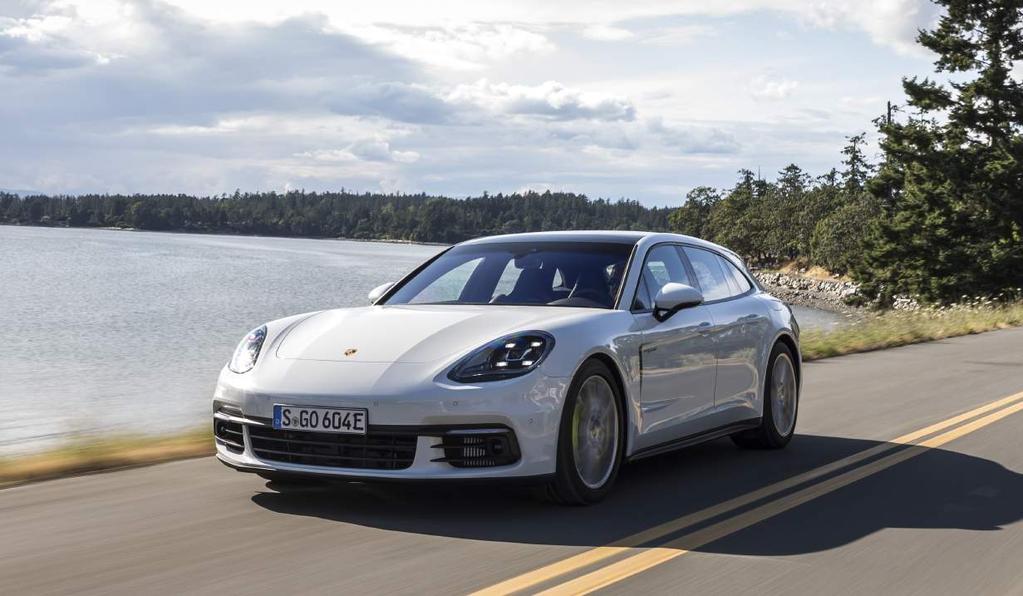 km/h 4,6 s 15,9 kwh/km 51 km 1428 mm 2950 mm 1657/1637 mm 425 l