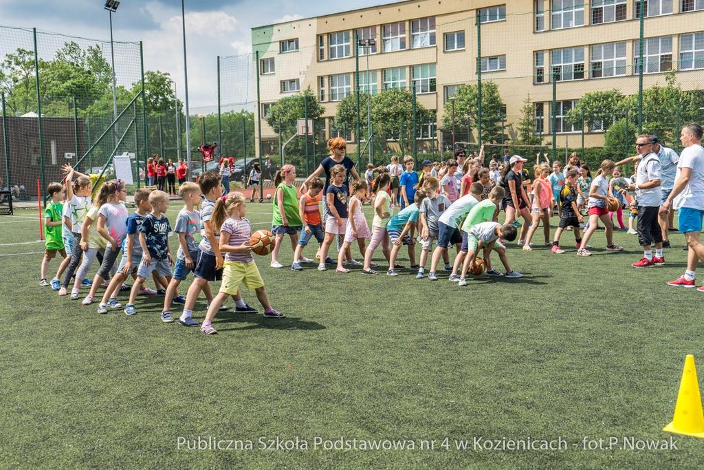 MSCDN Radom oraz pielęgniarka Grażyna Stańczuk. Po naradzie komisji wytypowano poszczególne miejsca.