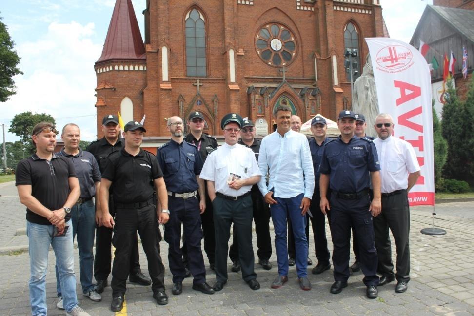 Krzysztofa w Rozogach na Kurpiowszyźnie przy ruchliwej