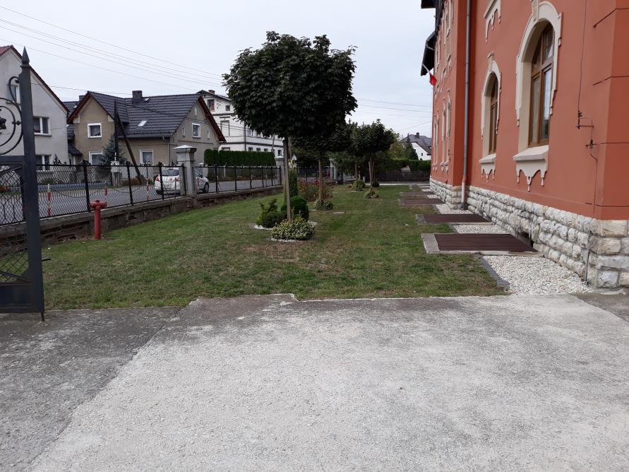 Szkoła Podstawowa w Racławiczkach Zakup wagi kolumnowej