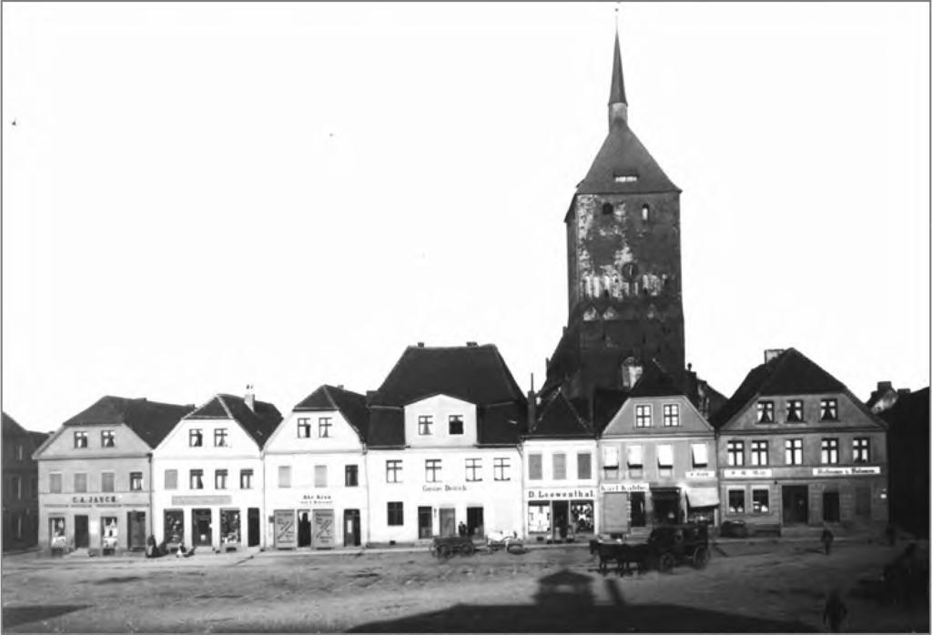 Architektura i urbanistyka dawnego Sławna w świetle źródeł ikonograficznych 175 Ryc. 6.