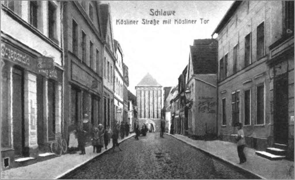 182 Ewa Gwiazdowska Köslinerstraße bliżej rynku i zapewne należały do znaczniejszych czy zamożniejszych mieszczan.