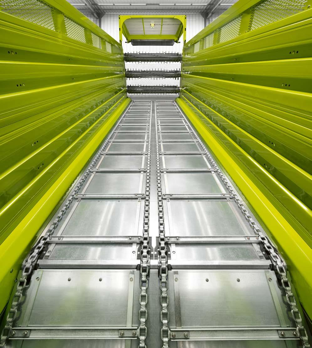 Dużo wolnej przestrzeni. EFFICIENT FEEDING SYSTEM Idealna do stałej pracy.