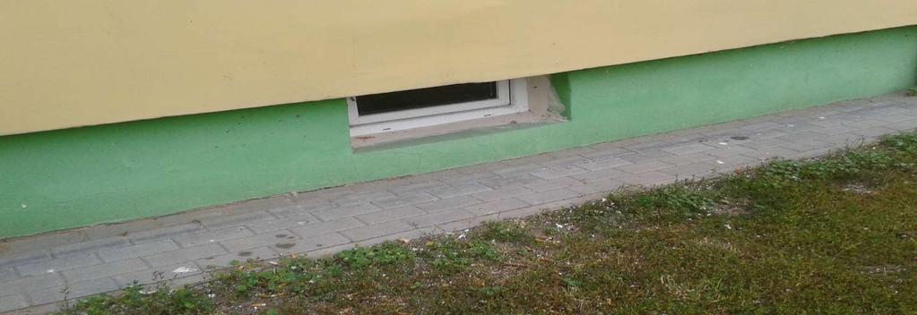 PIASTOWSKA 7 Wymiana okienek w piwnicach oraz suszarni i pralni -