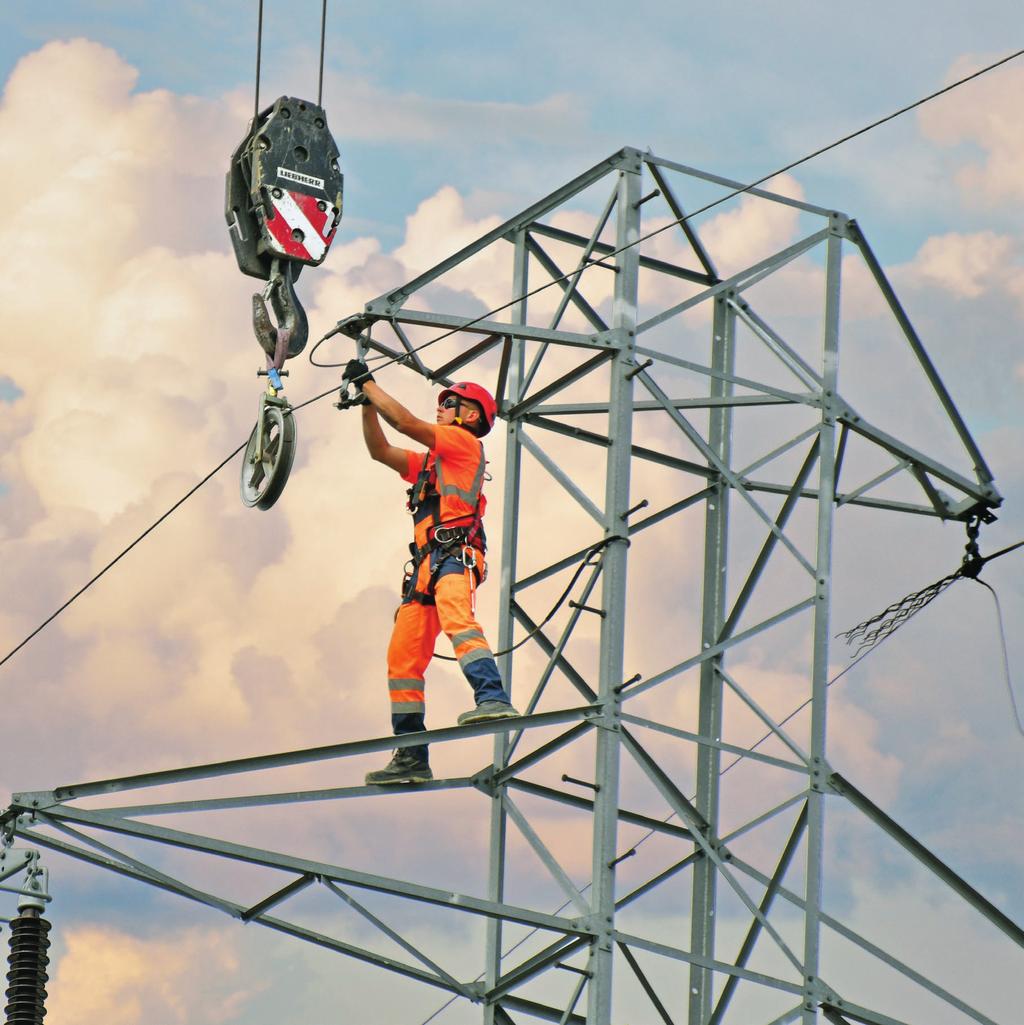 ENERGETYKA Budowa podstacji trakcyjnych Wykonujemy podstacje trakcyjne na potrzeby zasilania linii tramwajowych, trolejbusowych, a przede wszystkim kolejowych, również jako kabiny sekcyjne, i