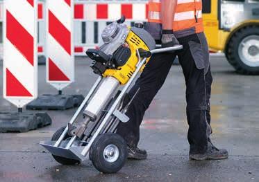 Zróżnicowane rodzaje mocowań do narzędzi BH BH Energia pojedynczego udaru (J) Ilość uderzeń Ciężar (kg) 24 25 BH Uniwersalne