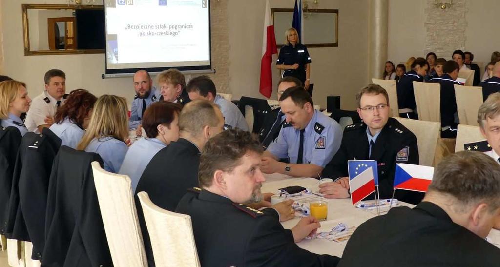 W spotkaniu udział wzięli m. in. Zastępca Komendanta Wojewódzkiego Policji w Opolu mł. insp. Rafał Stanisławski, Komendant Powiatowy Policji w Bruntalu plk. Ing.