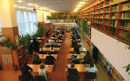 Biblioteka Główna Tekst: mgr Elżbieta Czornak Biblioteka Główna jest bardzo ważną częścią każdej Uczelni.