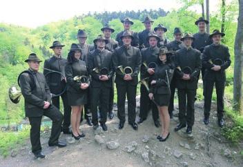 konkursach sygnalistów myśliwskich, reprezentując Uczelnię w Polsce i za granicą, gdzie zdobywa liczne nagrody. W 2009 r.