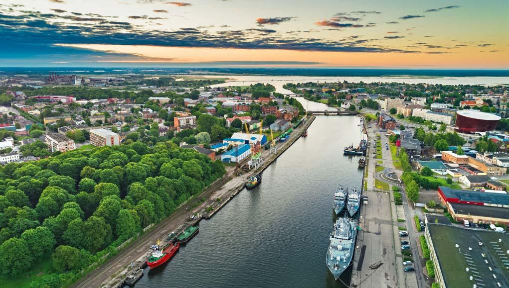 (Lipawa) Pape Ryga Podróż samochodem: Mērsrags Kolka Ventspils (Windawa). Obiekty zwiedzane w czasie podróży: Slīteres nacionālais parks (Sliterski Park Narodowy) róg Kolka.