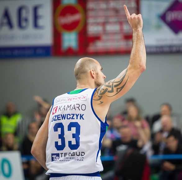 ANWIL TEAM nr6 sezon 2017/2018 szymon szewczyk Zbudowałem ciekawą karierę [ ] 14 lat temu otarł się o grę w NBA, był mistrzem Słowenii oraz Polski, grał w Niemczech, Rosji, a przede wszystkim we