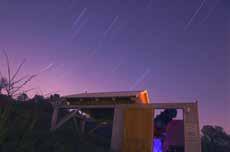 Podstawą naszego systemu jest pięć zautomatyzowanych obserwatoriów astronomicznych zlokalizowanych w różnych obszarach naszego globu.