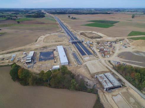 PRZYKŁADOWE REALIZACJE (5) Budowa drogi ekspresowej S-6 Ustronie Morskie - Koszalin Zamawiający: Generalna Dyrekcja Dróg Krajowych i Autostrad Oddział w Szczecinie Wykonawca: Strabag Infrastruktura