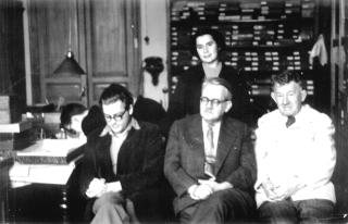 178 SYLWETKI ENTOMOLOGÓW W 1947 roku rozpocząłem studia biologiczne na Uniwersytecie Warszawskim, uzyskując w 1951 roku tytuł magistra. Doktorat ukończyłem 1961 roku, a habilitację w 1968.