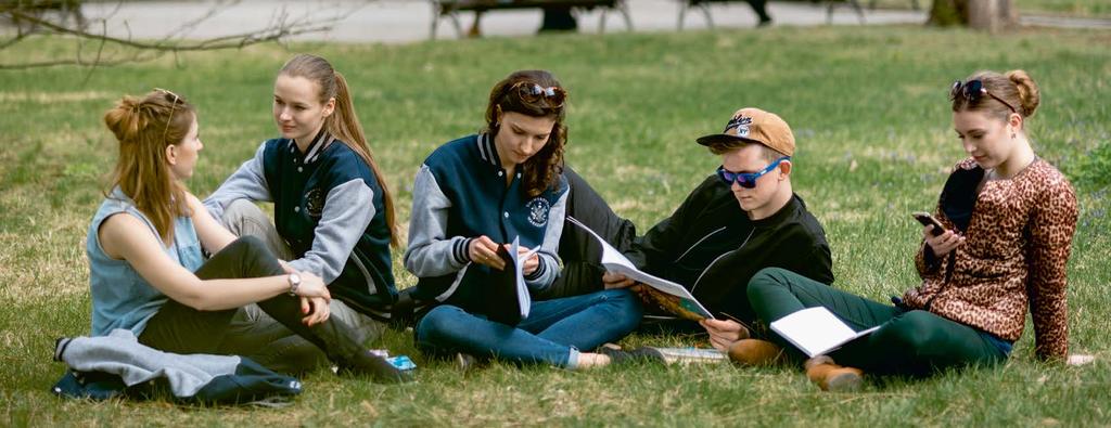 Kierunek Specjalność Poziom kształcenia Forma studiów Liczba wymaganych przedmiotów w poszczególnych grupach. Grupa Grupa 2 Grupa 3 Grupa 4 Grupa 5 J. polski Matematyka J. angielski J. francuski J.