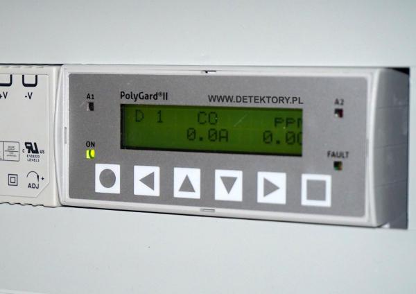20ppm alarm poziomu 3 załączenie optycznego sygnału alarmowego 50ppm alarm poziomu 4 załączenie akustycznego sygnału alarmowego * - w przypadku 2 pierwszych progów alarmowych istotne jest aby
