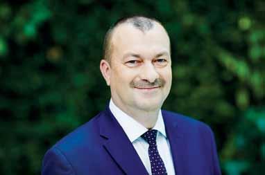 Stosowanie chemicznych środków ochrony roślin i nawozów sztucznych zagraża istnieniu pszczół. Jeśli zabraknie pszczół, to dzisiejszy świat przestanie istnieć.